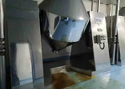 مجفف تفريغ مخروط مزدوج مستعمل — SIGMA Process Equipment